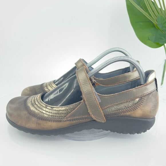 Naot Women Kirei Mary Jane Shoe Size 41 10 Flat Brown Gold Metallic Cork Insole - Picture 6 of 13